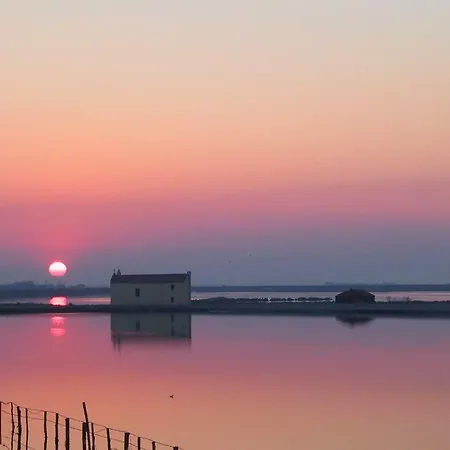 Del Tramonto Villa Albarella Island